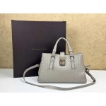 BOTTEGA VENETA SMALL ROMA TOTE BAG